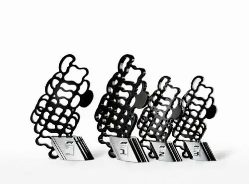 Le coppe destinati ai piloti del podio di Monza