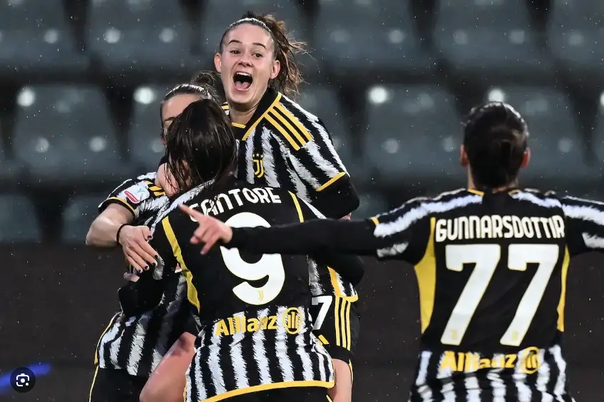 Juventus Woman