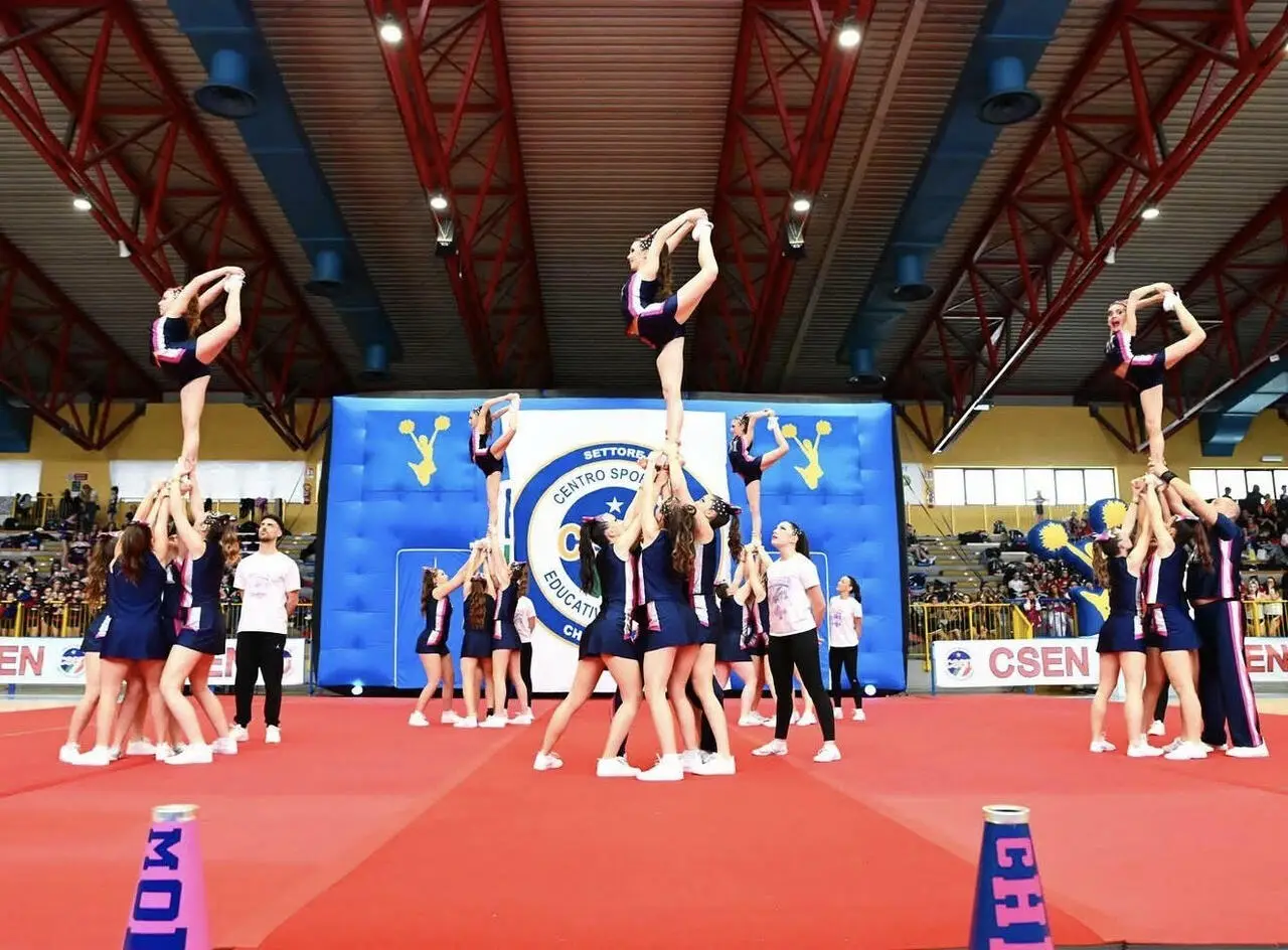 Monza Cheer