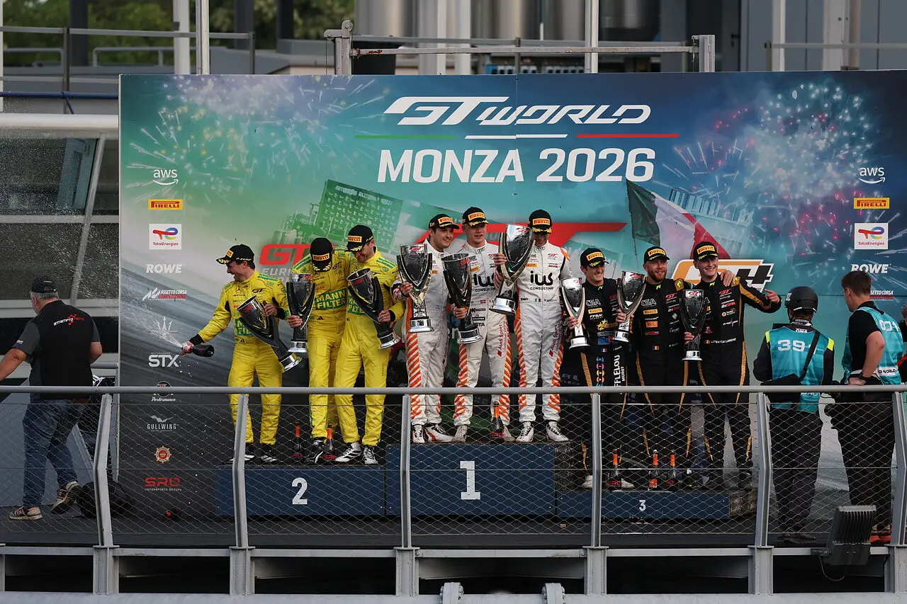 Il podio della 3 Ore di Monza