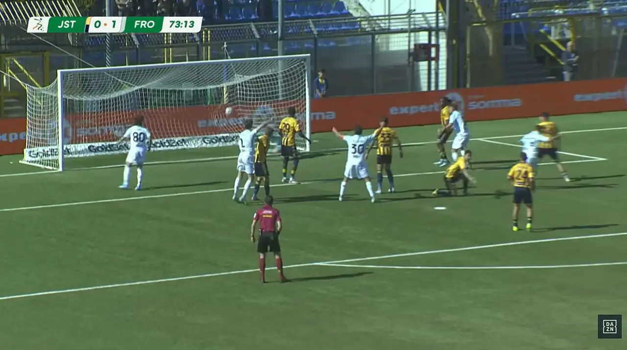 Il gol del Frosinone a Castellammare