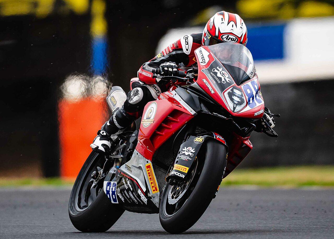 Giombini in azione a Phillip Island