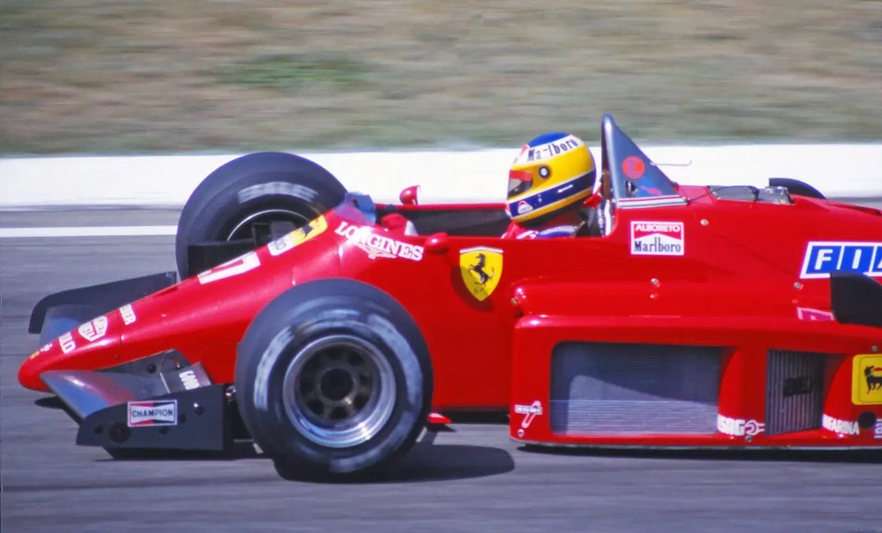 Michele Alboreto in azione sulla Ferrari
