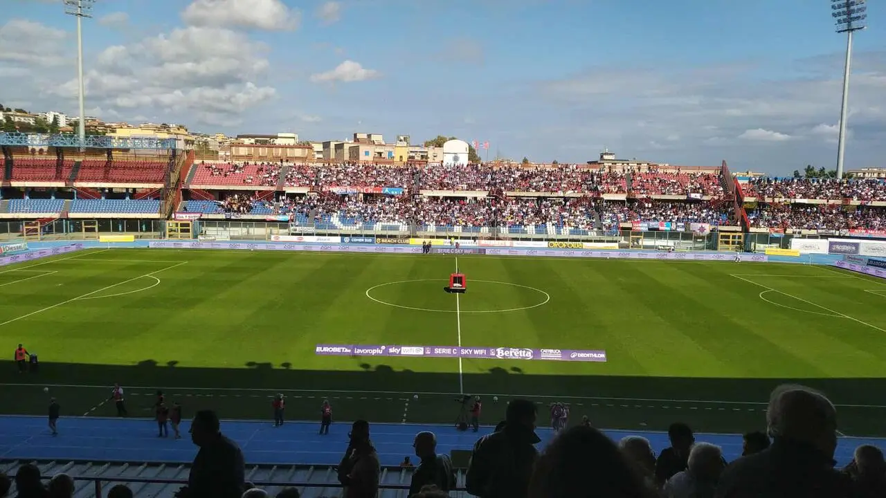 Catania-Salernitana intervallo