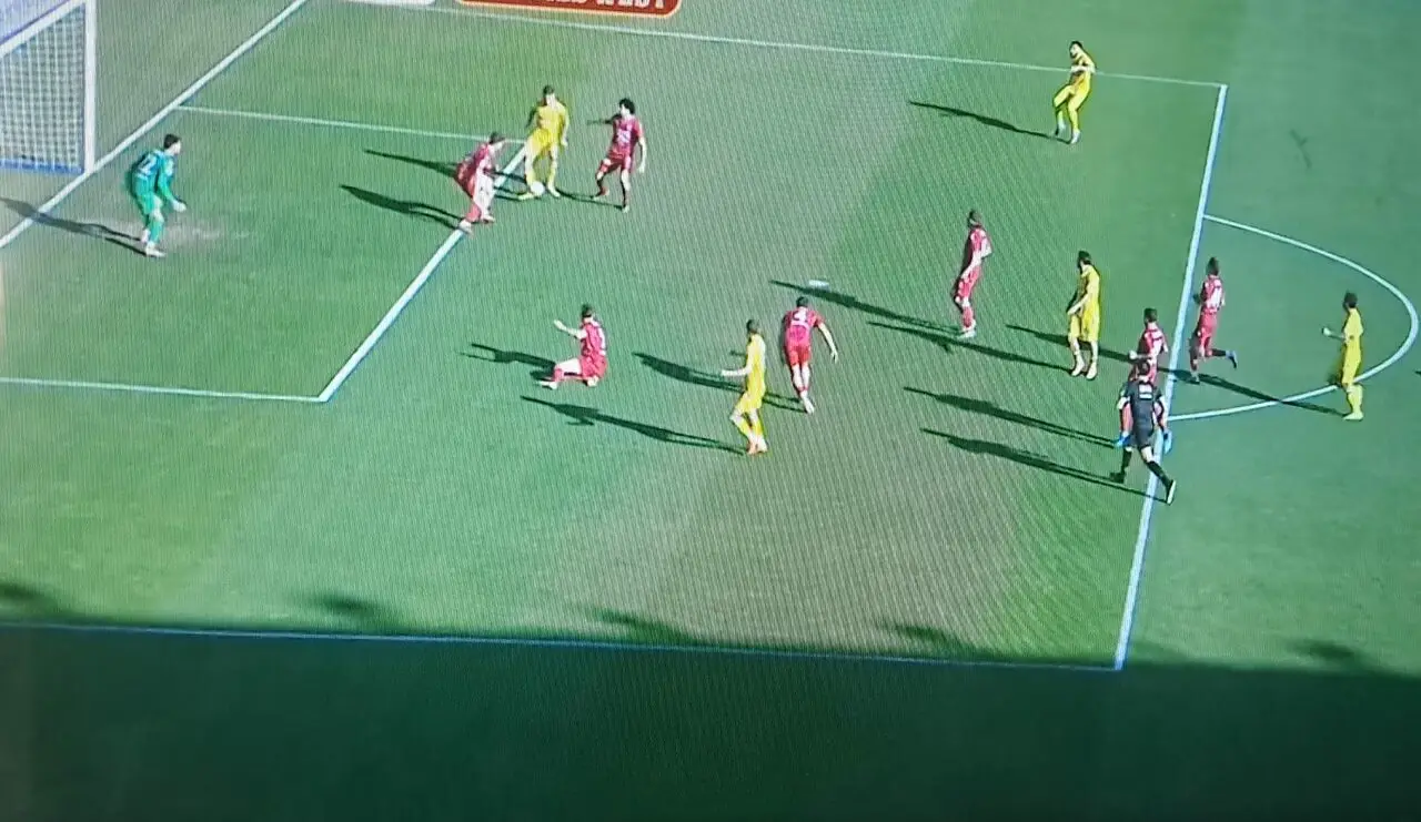 gol divorato da Raimondo