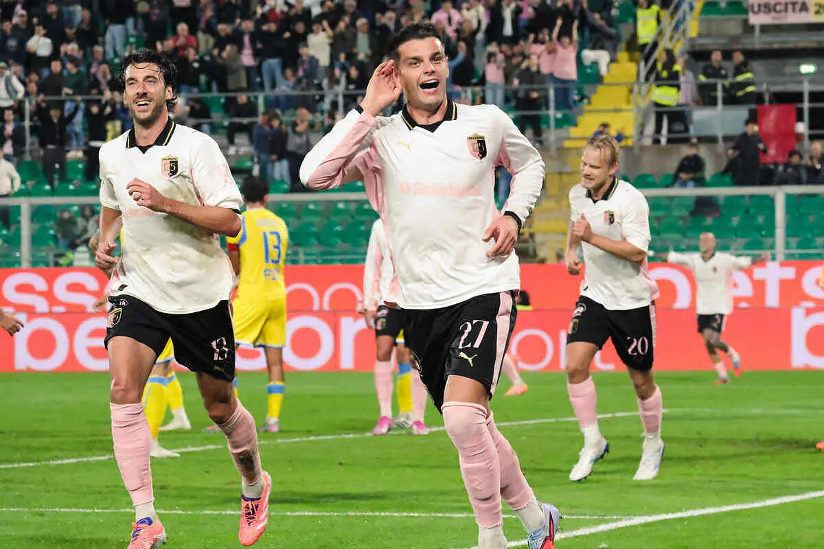 Niccolò Pierozzi, terzino del Palermo