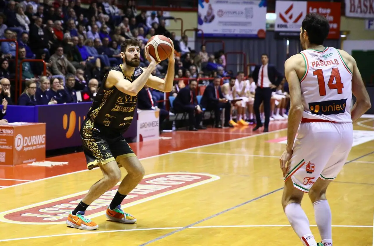 Forlì - Juvi: finale al fotofinish