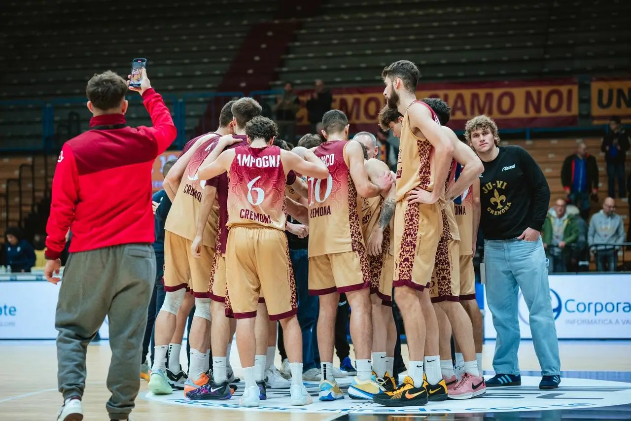 Lotta, carattere e rammarico: la JuVi cede in volata all’Urania