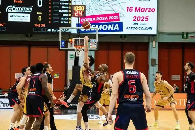 JuVi in scia per tutta la gara, ma l’Urania non si fa sorprendere nel finale