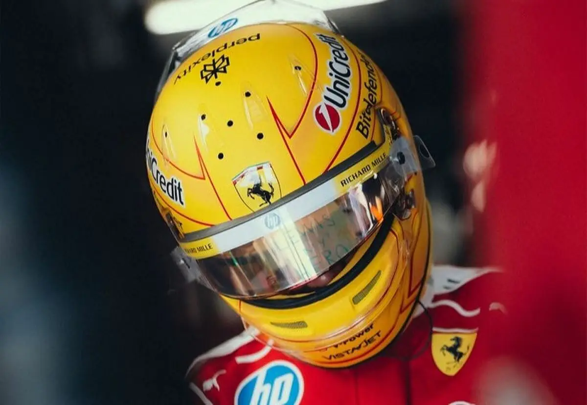 Lewis Hamilton Ferrari