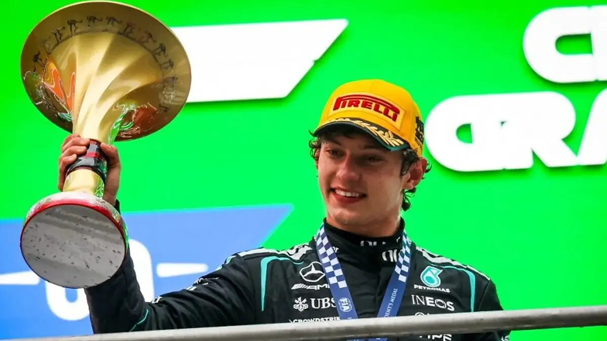 Mercedes F1 Kimi Antonelli Beatles