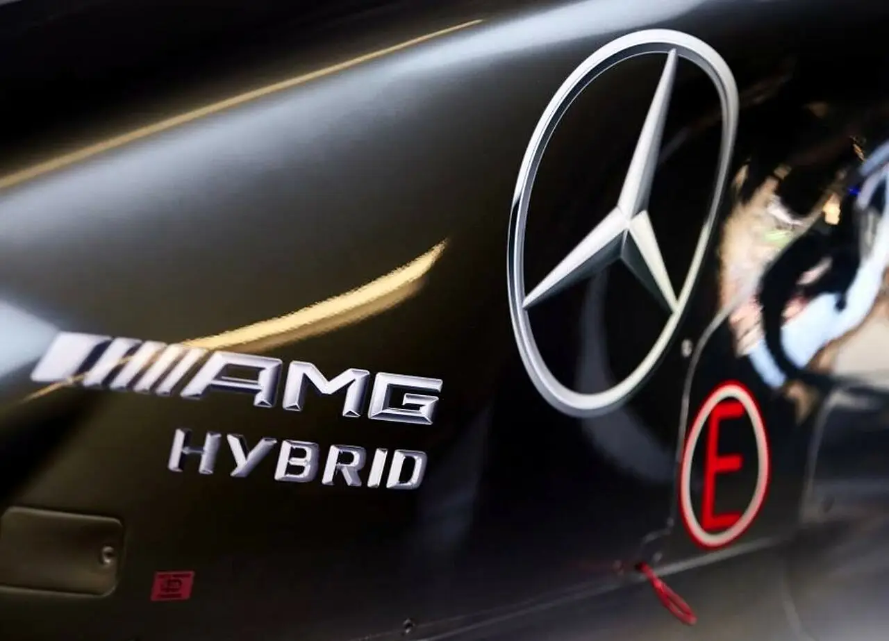 Mercedes powertrians