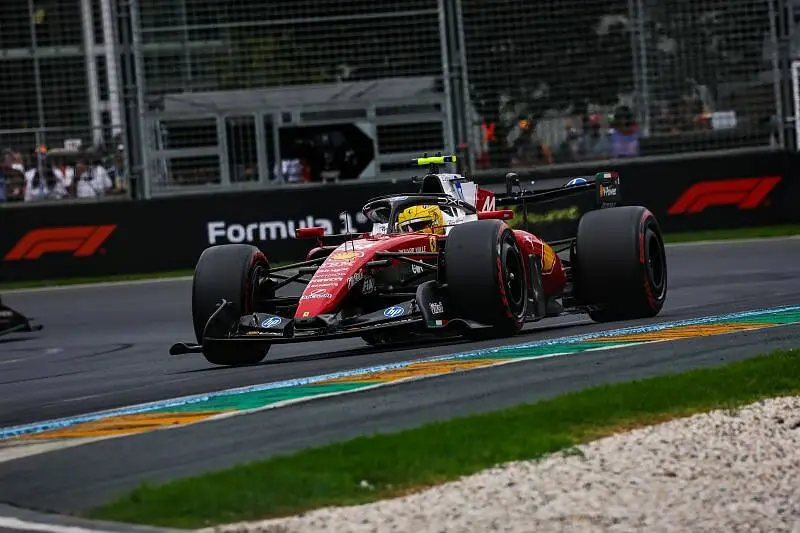 Il nuovo volto di Hamilton: più "leadership" e segnali di riscossa Ferrari
