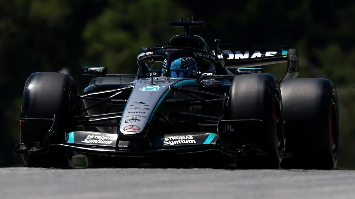 F1 Mercedes George Russell pole