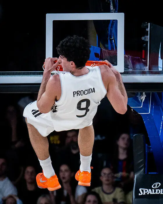 Gabriele Procida: la miglior tra in maglia Real arriva nel Clàsico