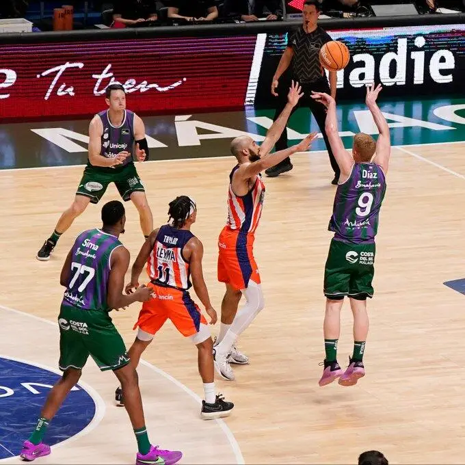 Assist di Diaz per Kalinoski