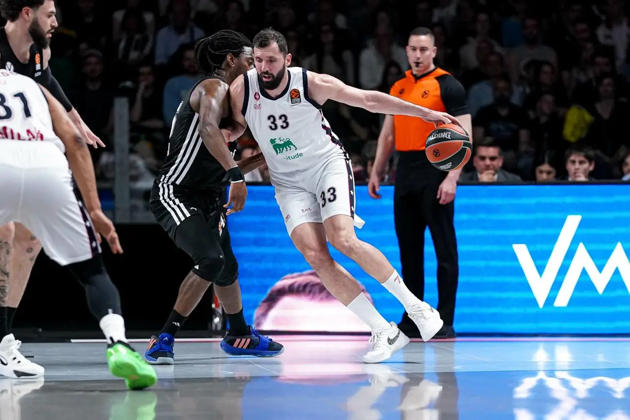 Mirotic contro la Virtus