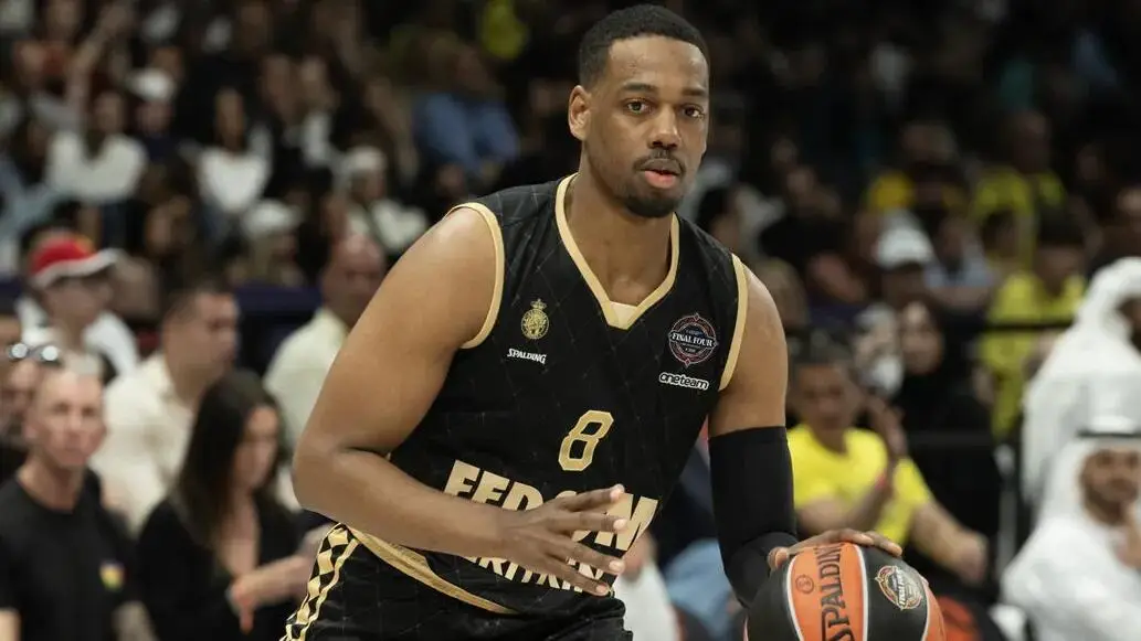 Jordan Loyd, altro colpo dell'Efes