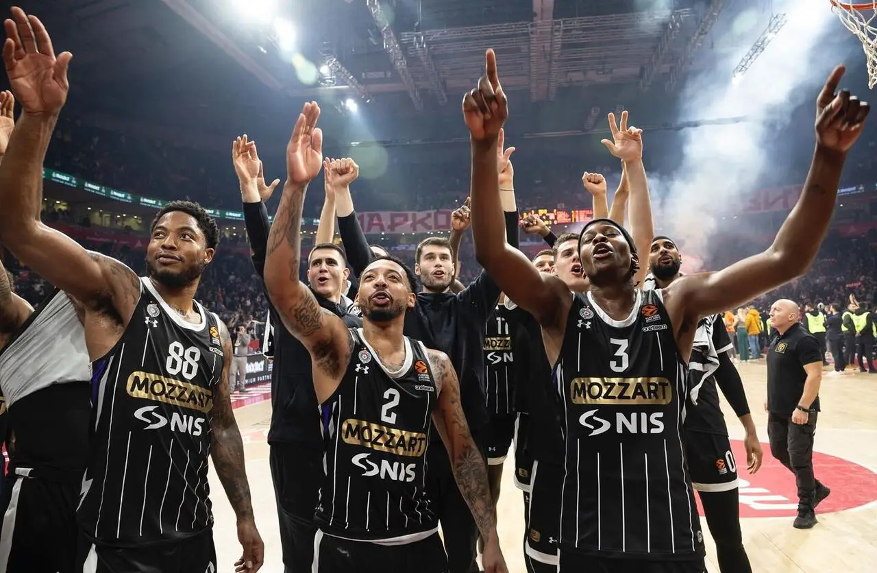 Il Partizan festeggia