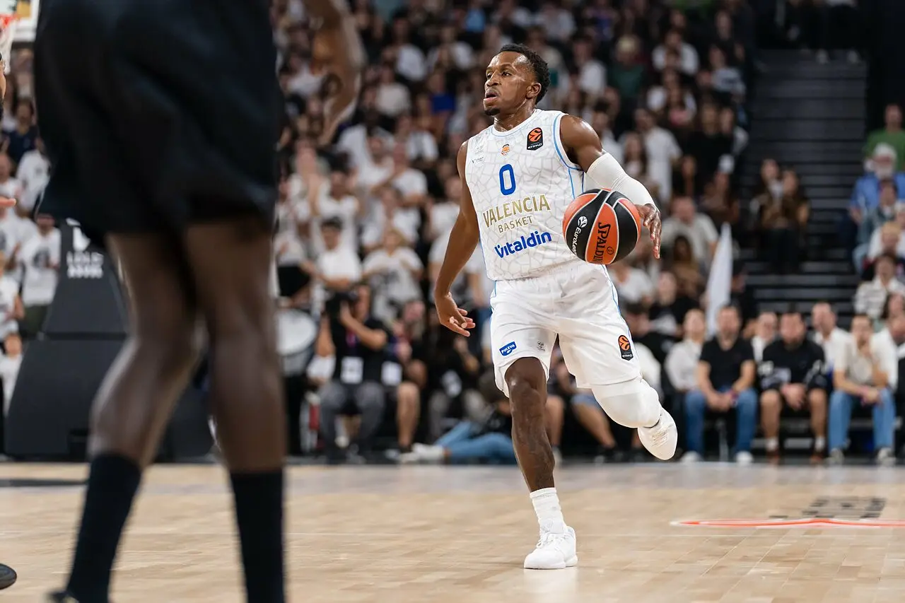 TJ Shorts guida Valencia