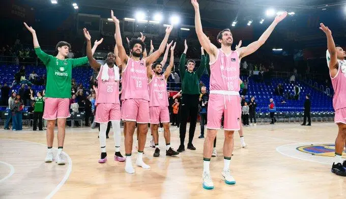 Penya, colpaccio al Palau