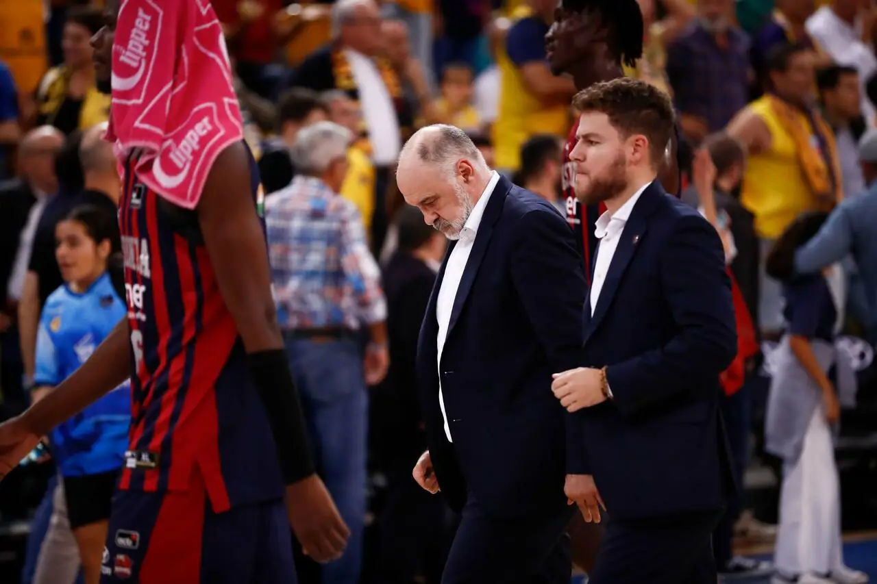 Coach Pablo Laso pensieroso