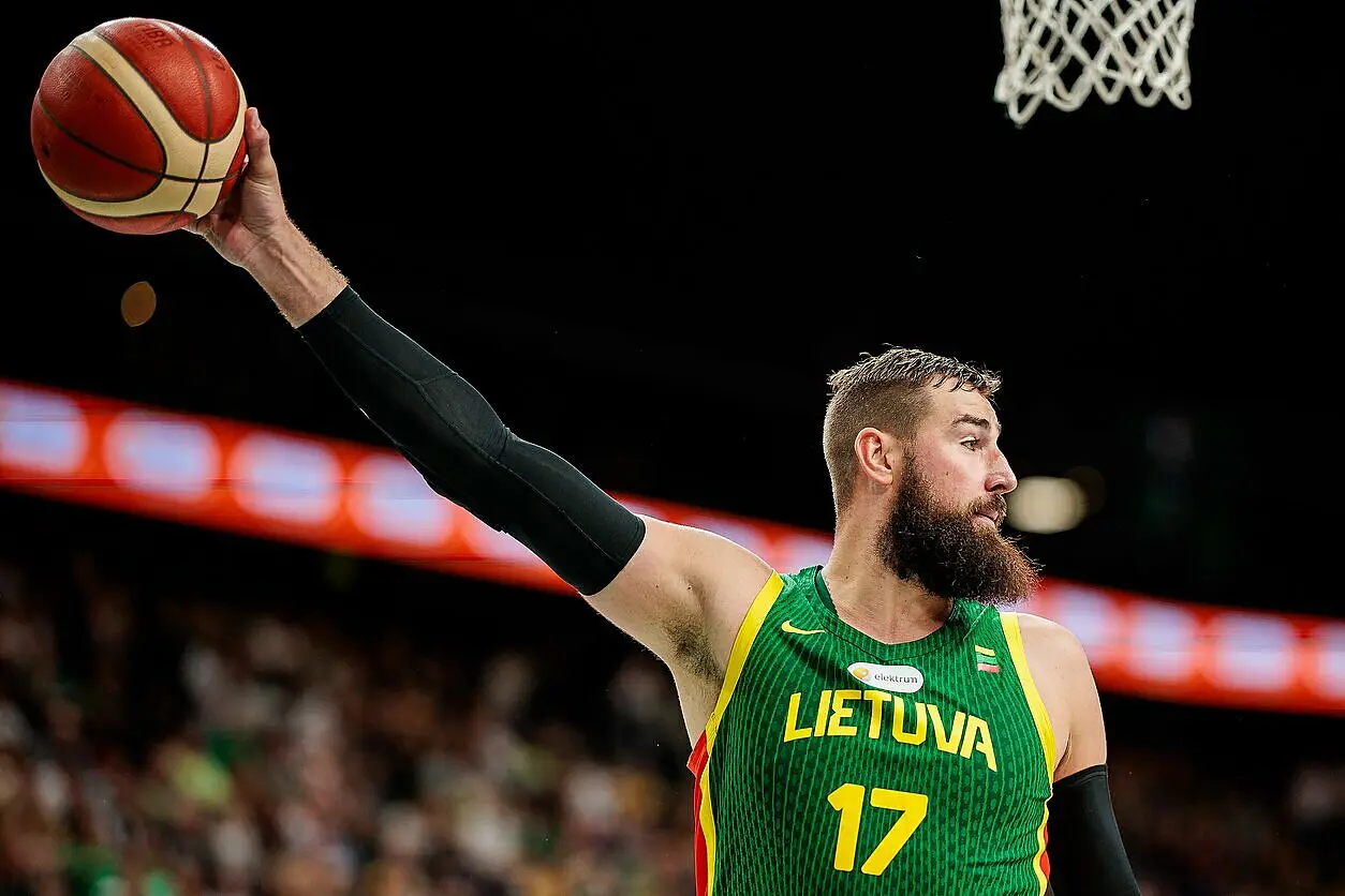 Jonas Valanciunas: sarà Zalgiris se i Nuggets lo libereranno