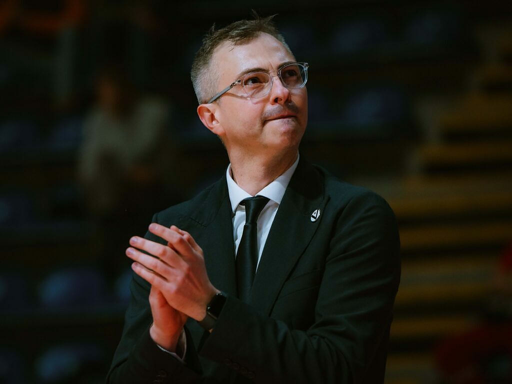 Nenad Jakovljevic contro il Maccabi Tel Aviv