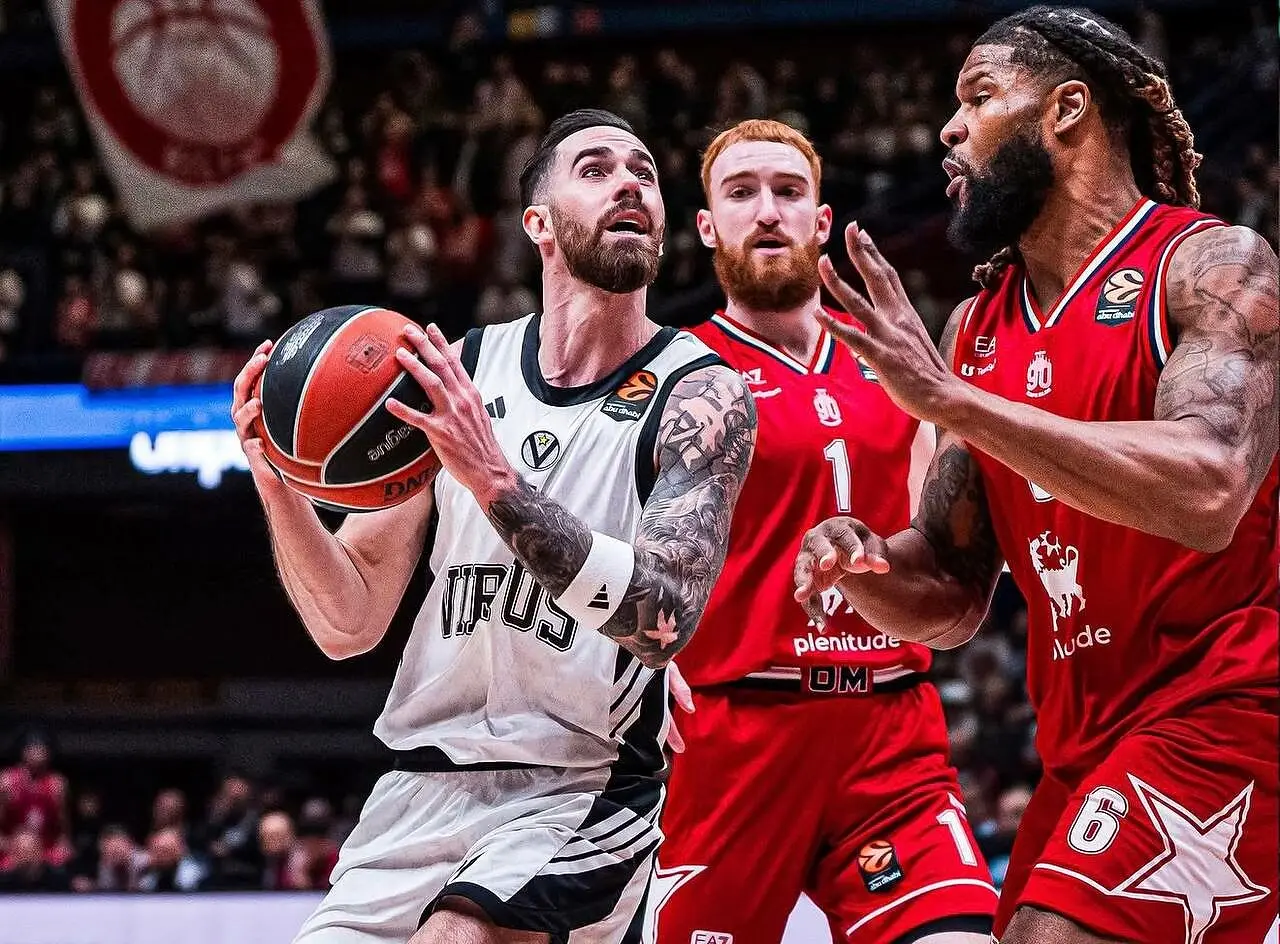 Luca Vildoza in azione contro Milano