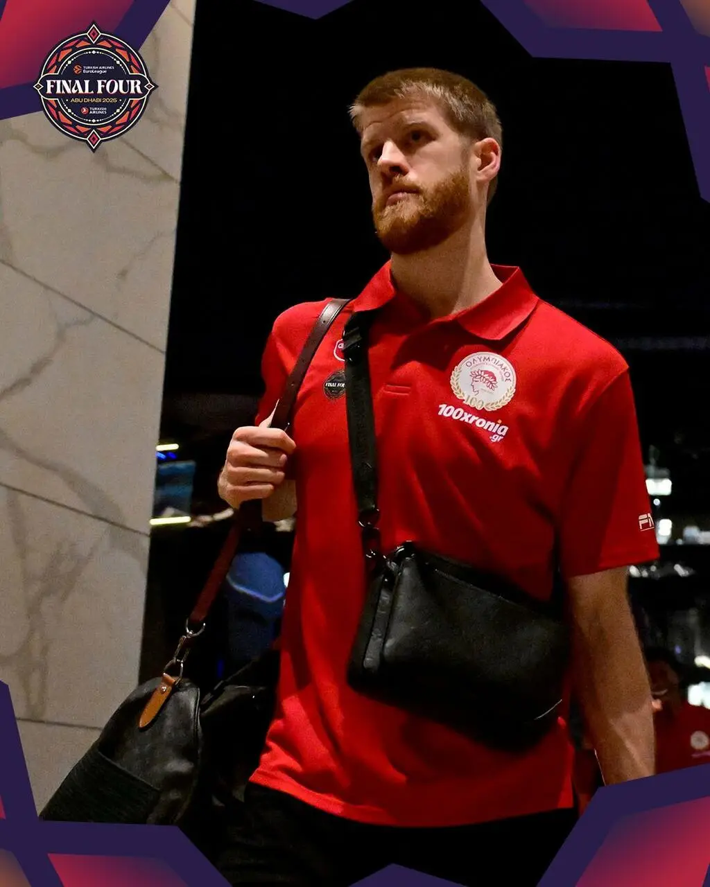 Walkup all'arrivo ad Abu Dhabi