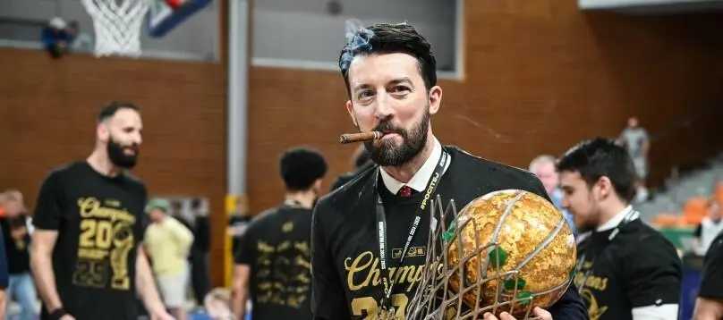 Tabellini festeggia il titolo di Nymburk