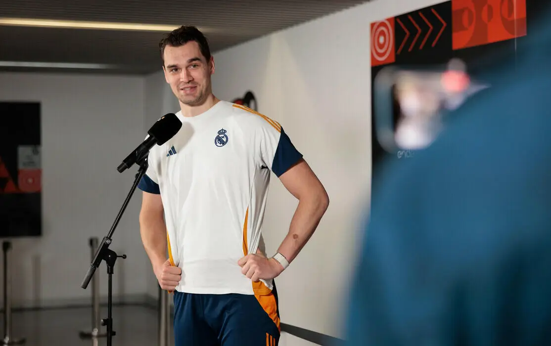 Mario Hezonja scherza con la stampa in Copa del Rey 2025