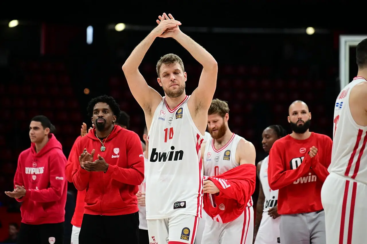 Recap campionati esteri: vittoria per l'Oly contro l'Aek