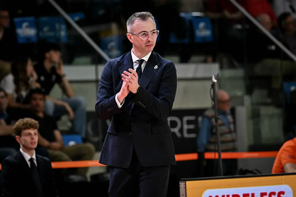 Nenad Jakovljevic allena la sua Virtus