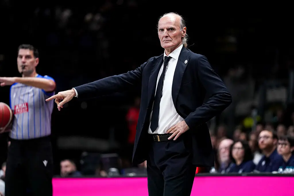 Dusko Ivanovic allena la sua Virtus