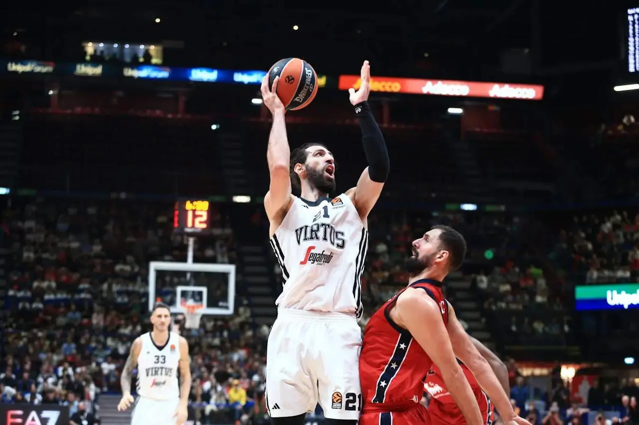 Shengelia e Mirotic