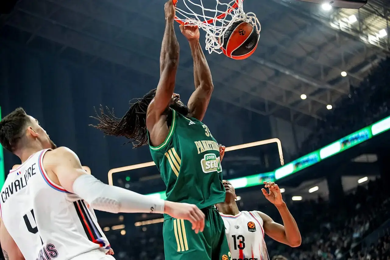 Kenneth Faried, dal Pana al Baskonia