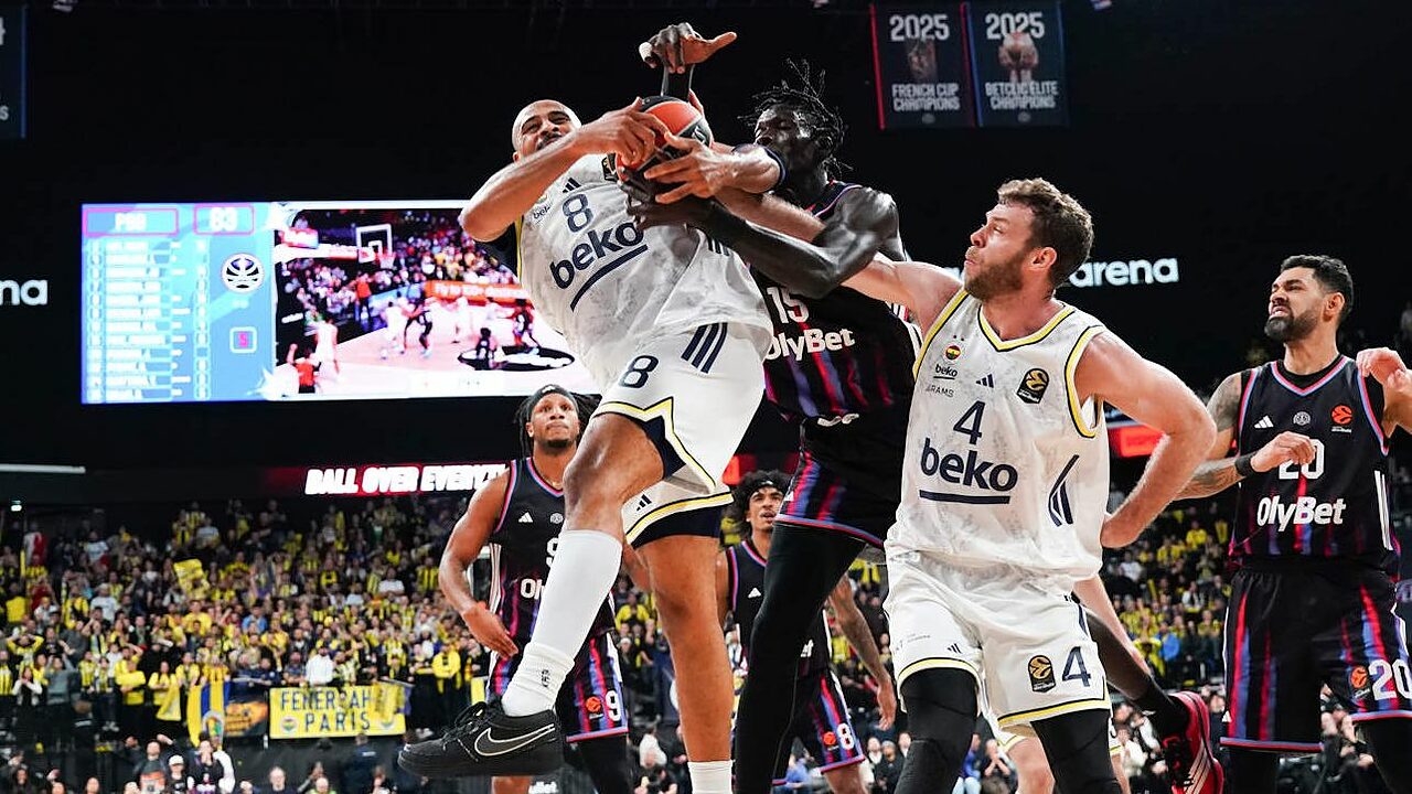 Tutta l'intensità del Fenerbahçe che guida solitario l'Eurolega