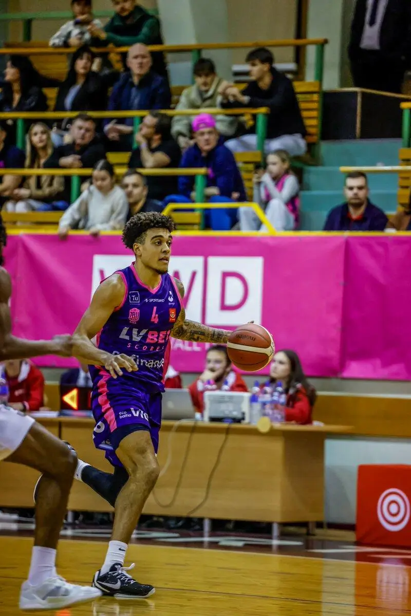 Justin McKoy, Rigas Zelli in palleggio contro TalTech