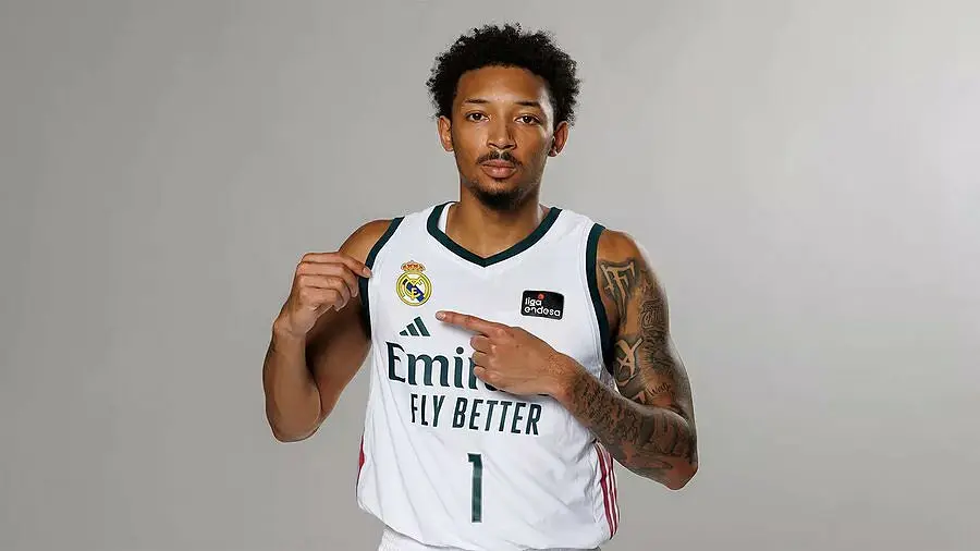 Nick Smith jr con la vera maglia Real