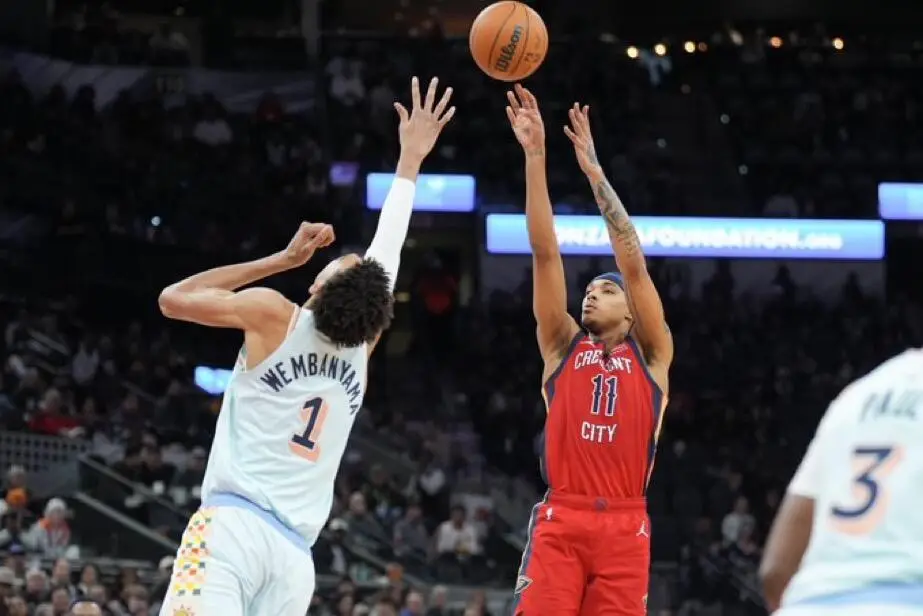 Boston jr contro Wembanyama