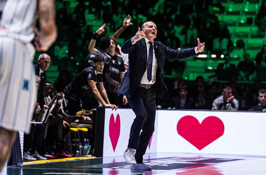 Dusko Ivanovic allena la sua Virtus