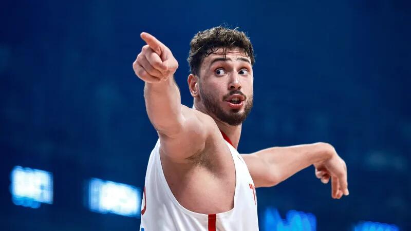 Sengun guida la Turchia al primo posto nel girone