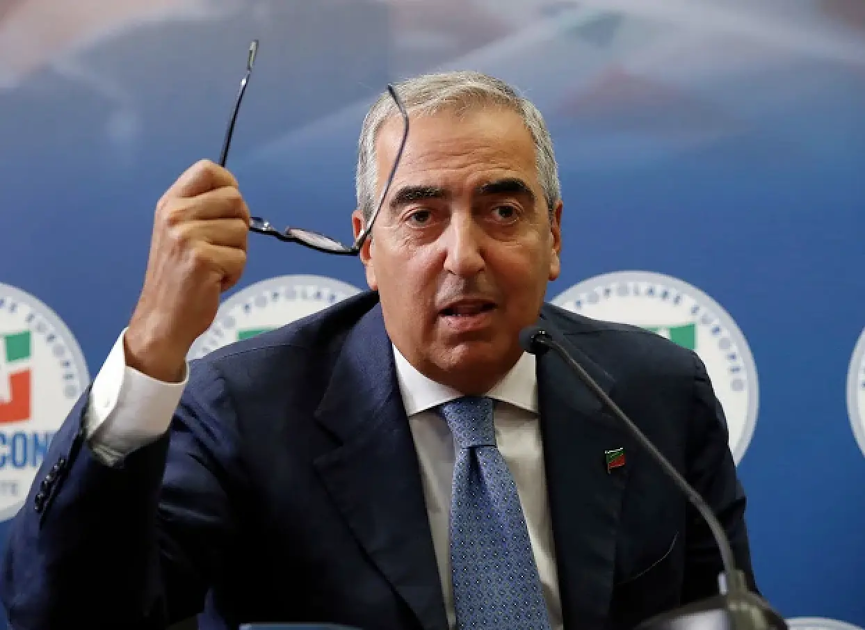 Maurizio Gasparri a Manduria per sostenere la candidatura di Sammarco