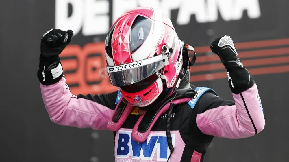 Abbi Pulling festeggia vittoria gara 1 round F1 Academy Spagna 2024