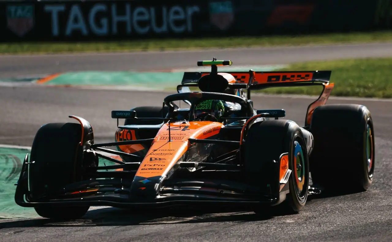 Credits: McLaren Officia FB page