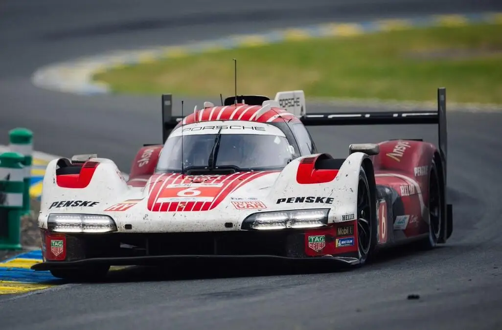 Credits: Porsche Penske Motorsport