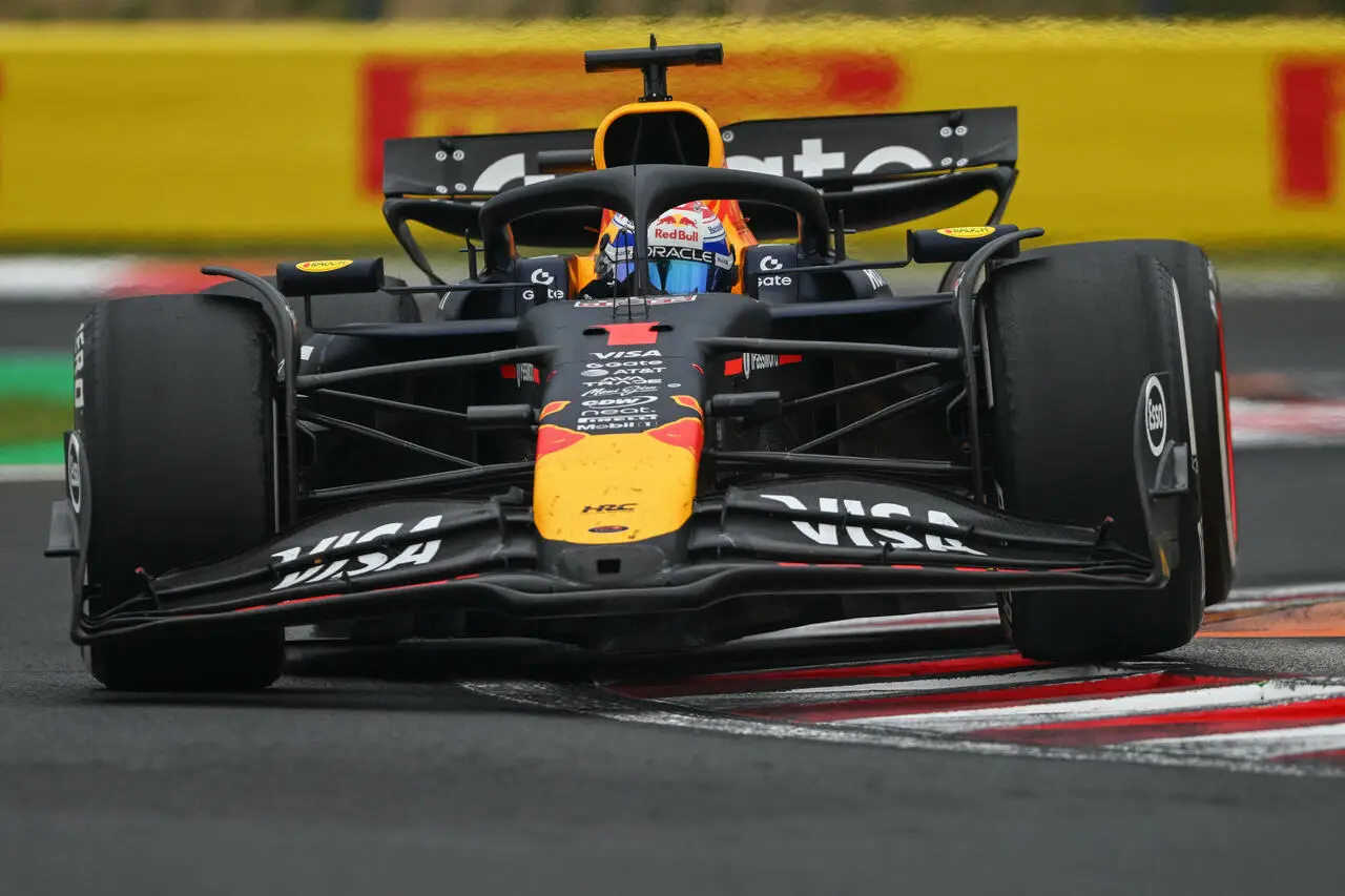 Max Verstappen, in difficoltà all'Hungaroring