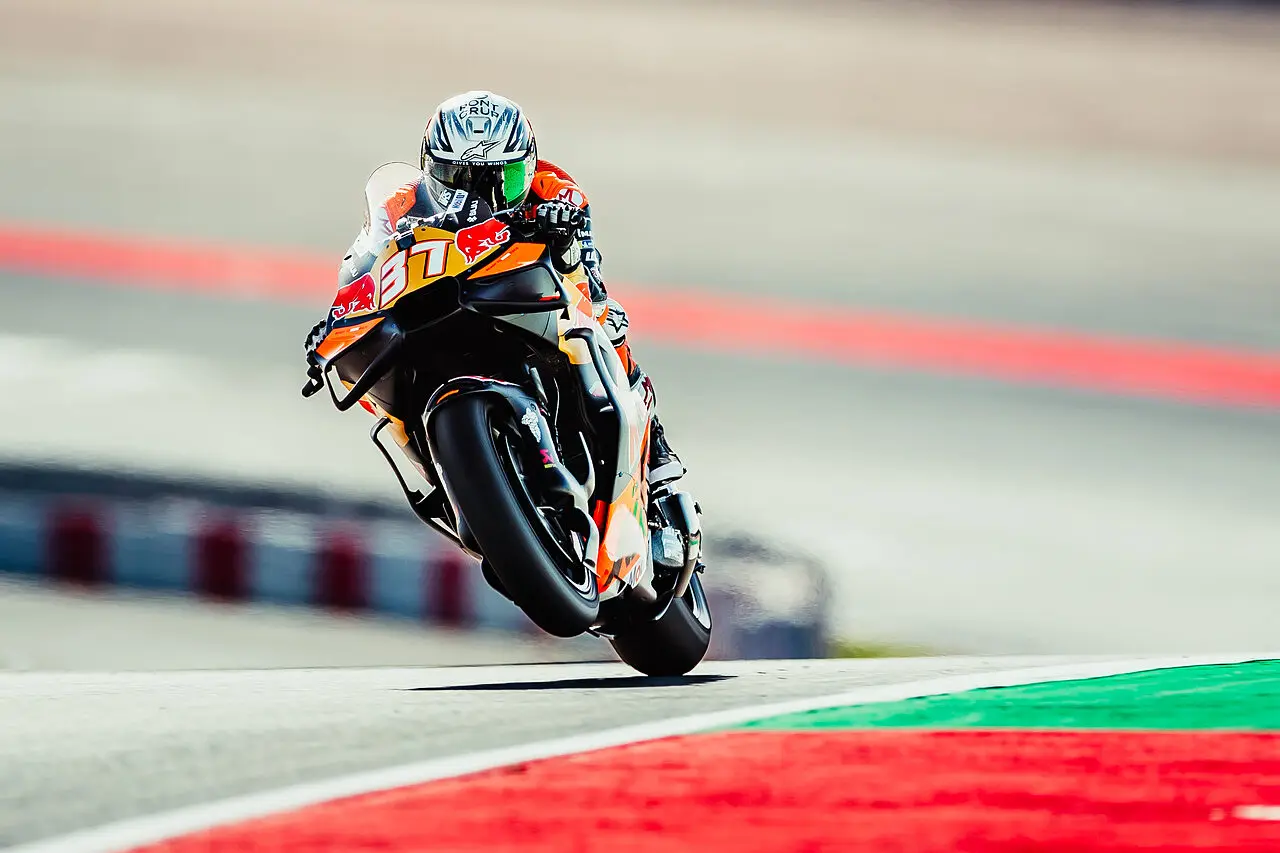 Il pilota spagnolo perde ancora una volta l'occasione della prima vittoria