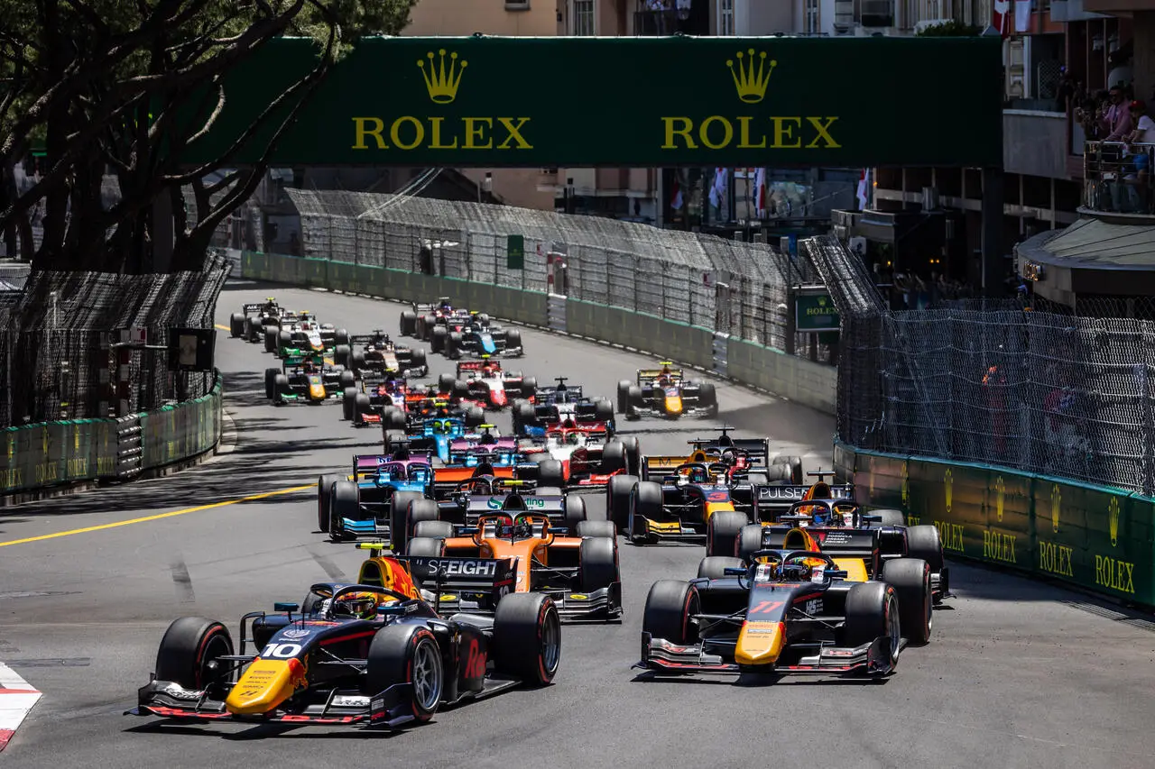 Le vetture di F2 a Montecarlo. © Red Bull Content Pool